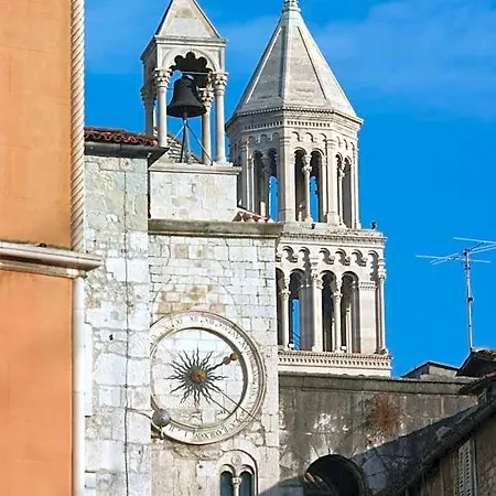 Aspalathos Спліт