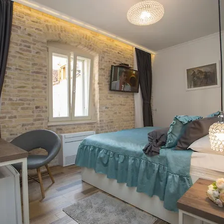 酒店 Aspalathos 4*