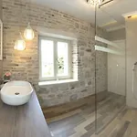 מלון Aspalathos 4*